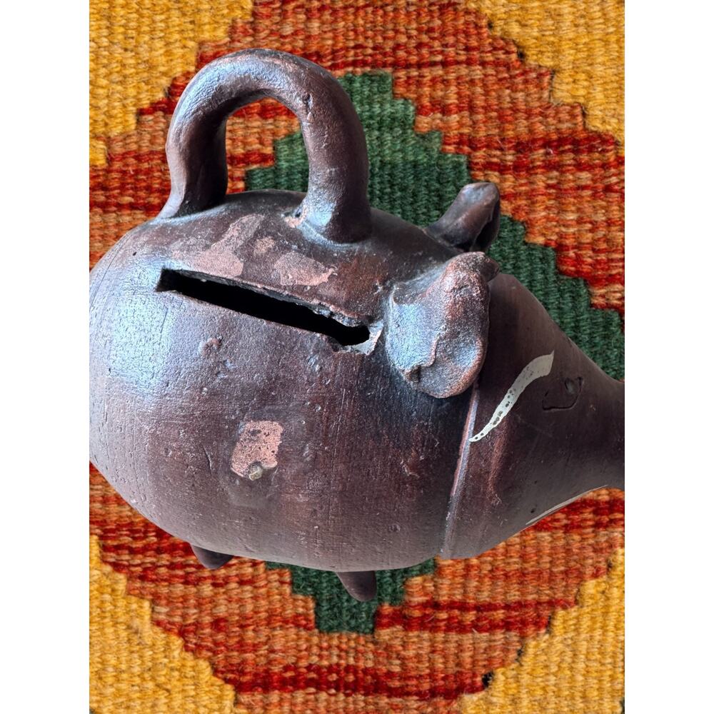 Vintage Mexican Folk Art Terracotta Piggy Bank with Handle 5” Brown Pottery - Picture 6 of 8